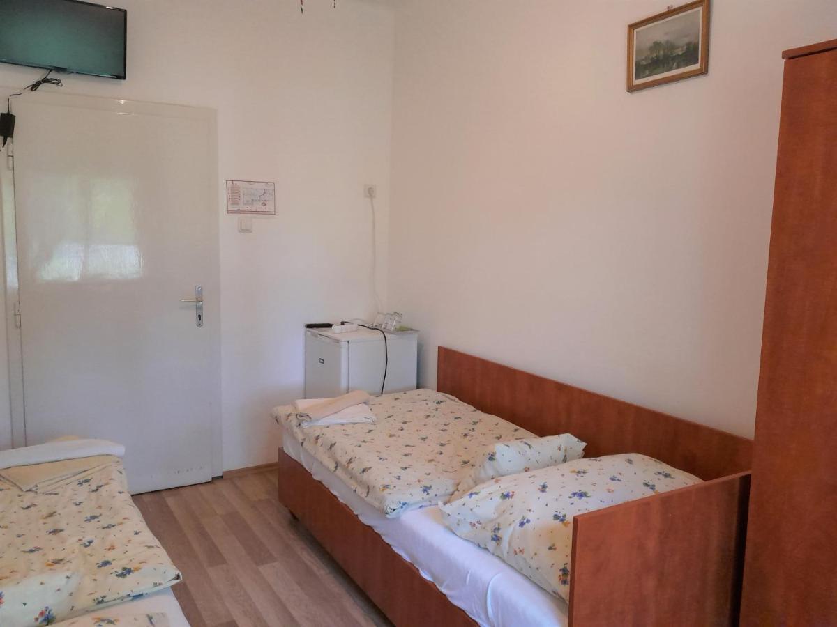 Aparthotel Boglar-Coop Ueduelo Balatonboglár Zewnętrze zdjęcie